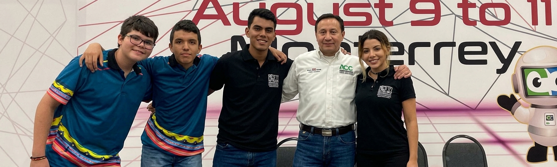 CORHUILA EN MUNDIAL DE ROBÓTICA ROBORAVE MÉXICO 2023